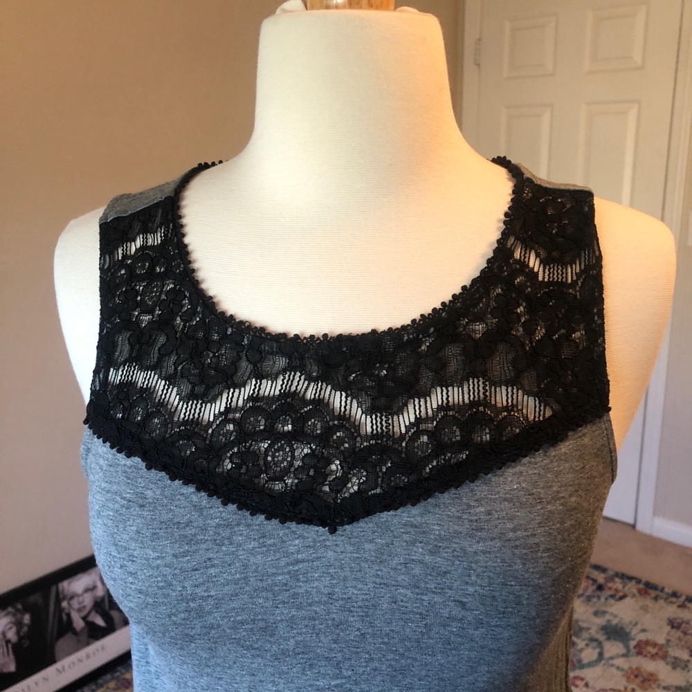 Lace Tank Top - Picture 4 of 5